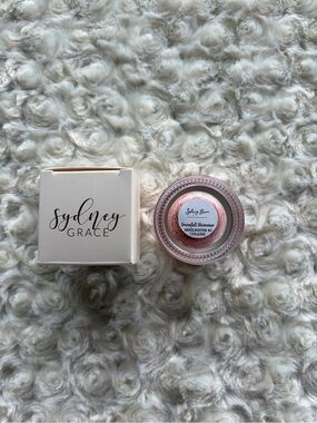 New Sydney Grace Snowfall Shimmer Cream Highlighter